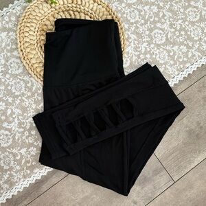 ShoSho Apparel Women’s Criss Cross Ankle Cutout Black Athletic Leggings Medium